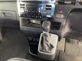 Photo '18' of Hyundai Staria