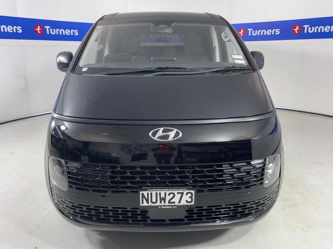 Photo '2' of Hyundai Staria Load