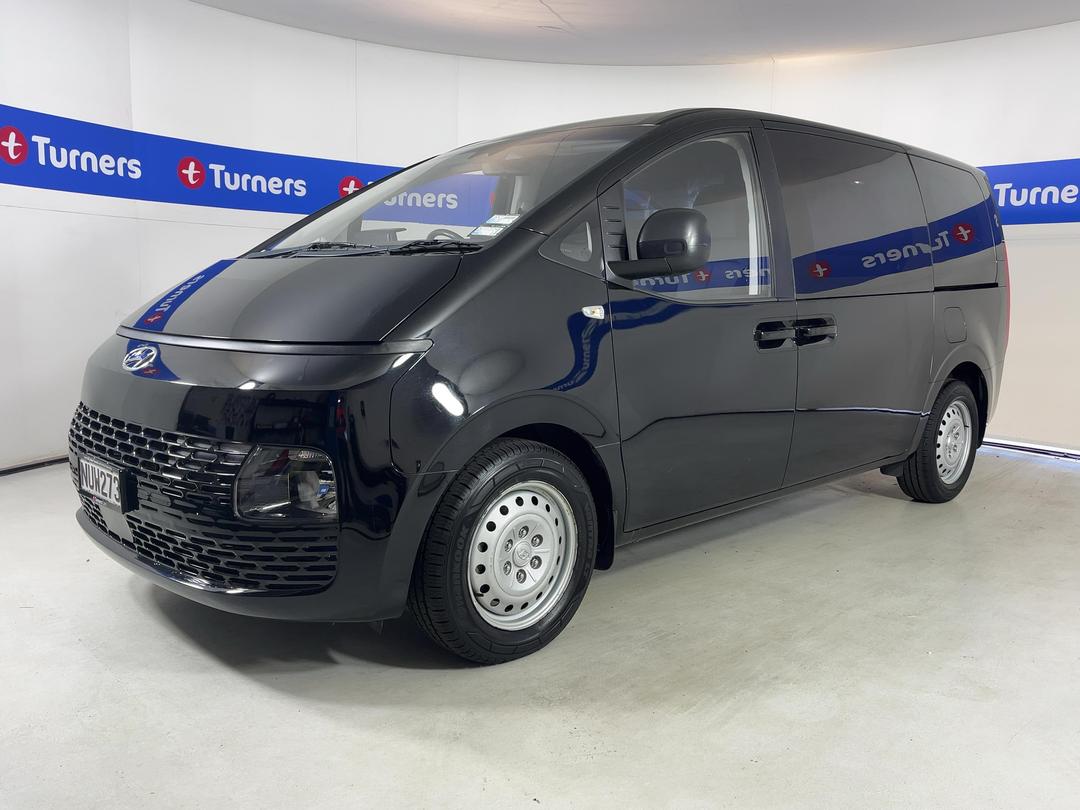 Photo '4' of Hyundai Staria Load