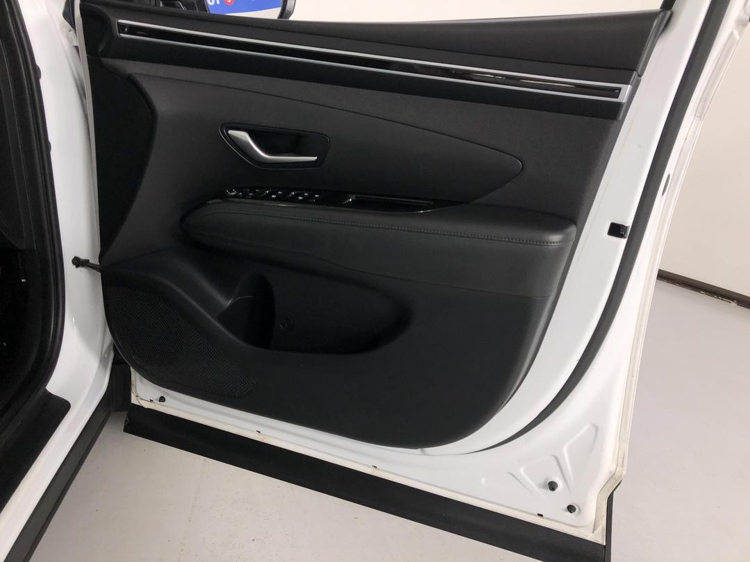 Photo '15' of Hyundai Tucson