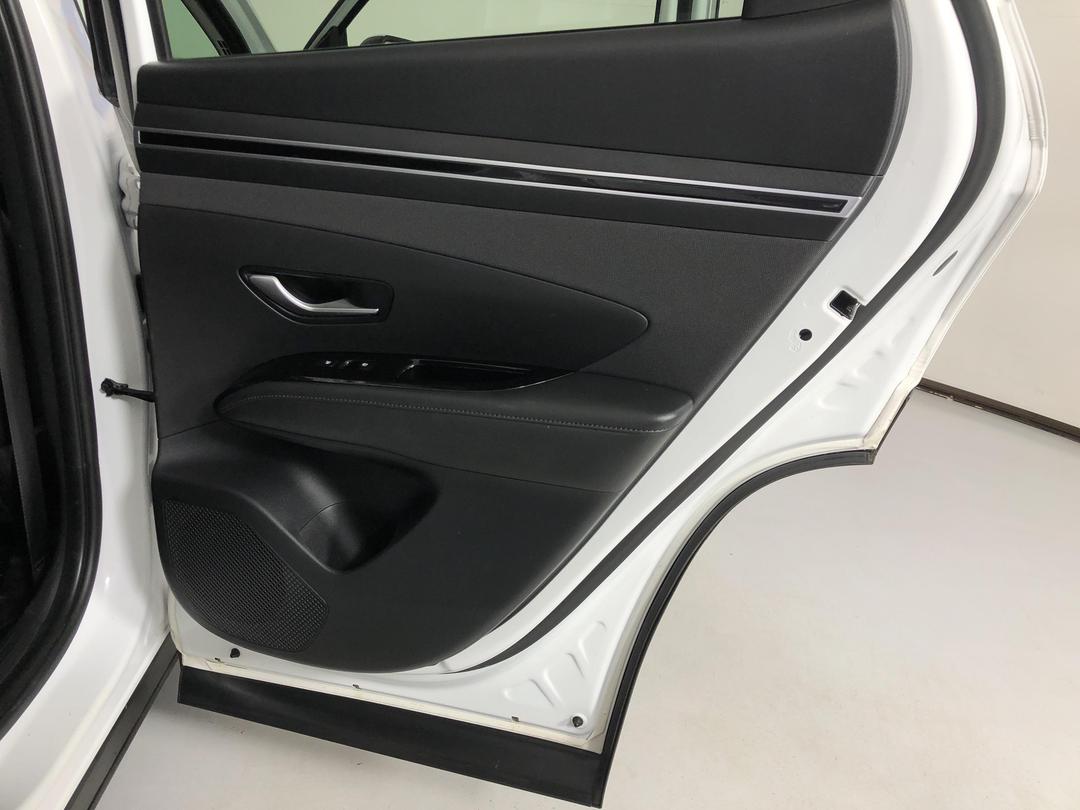 Photo '19' of Hyundai Tucson