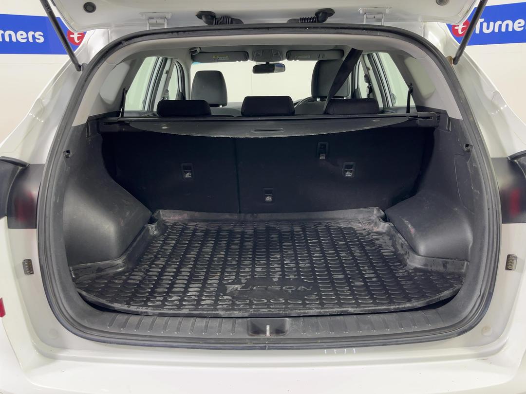 Photo '14' of Hyundai Tucson