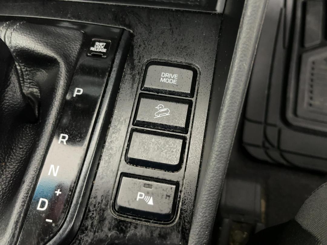 Photo '27' of Hyundai Tucson