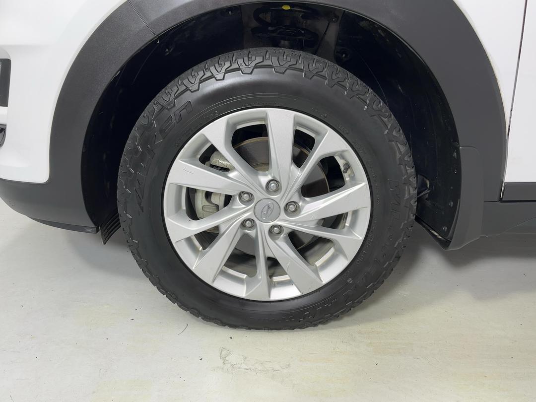 Photo '10' of Hyundai Tucson