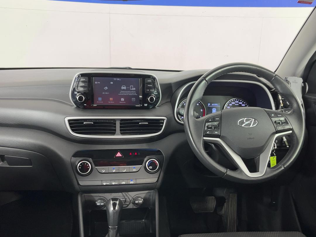 Photo '17' of Hyundai Tucson