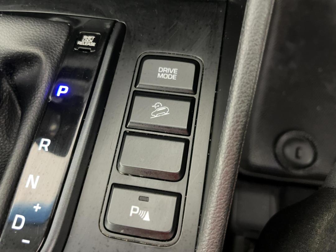 Photo '27' of Hyundai Tucson