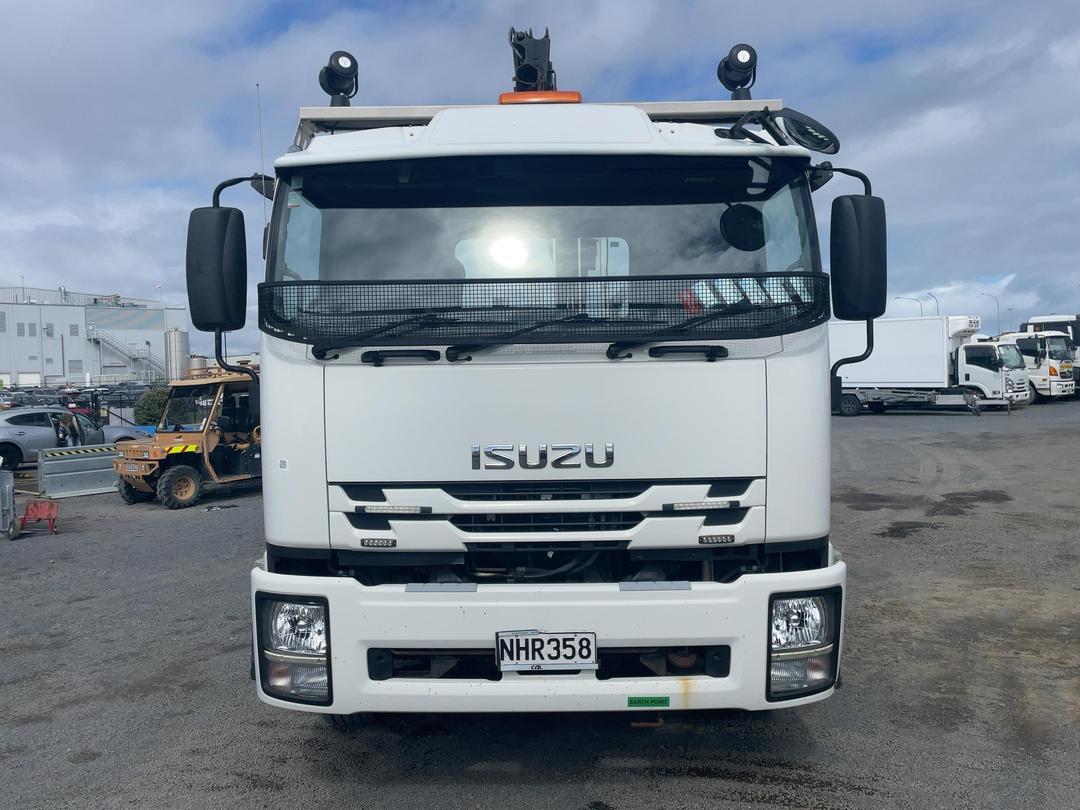 Photo '9' of Isuzu F Series FTR750 AUTO Flat Deck Crane