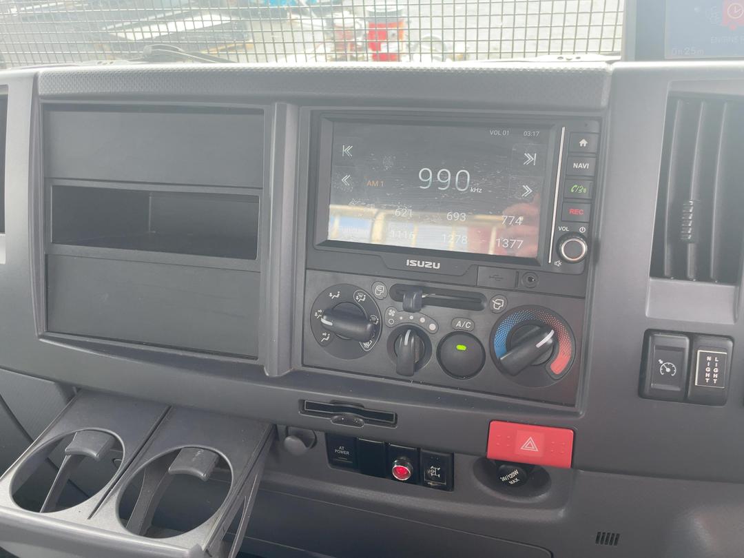 Photo '15' of Isuzu F Series FTR750 AUTO Flat Deck Crane
