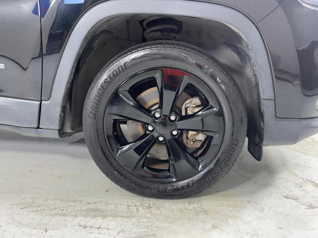 Photo '9' of Jeep Cherokee