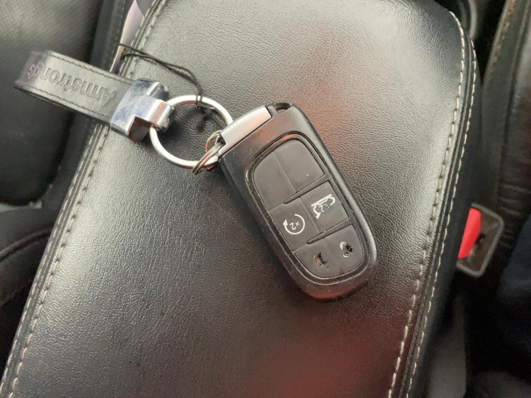 Photo '22' of Jeep Cherokee