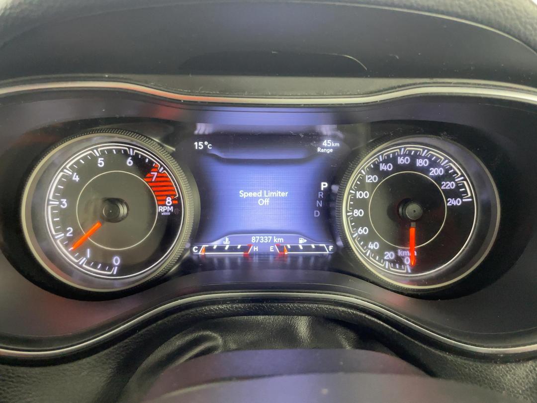 Photo '21' of Jeep Cherokee