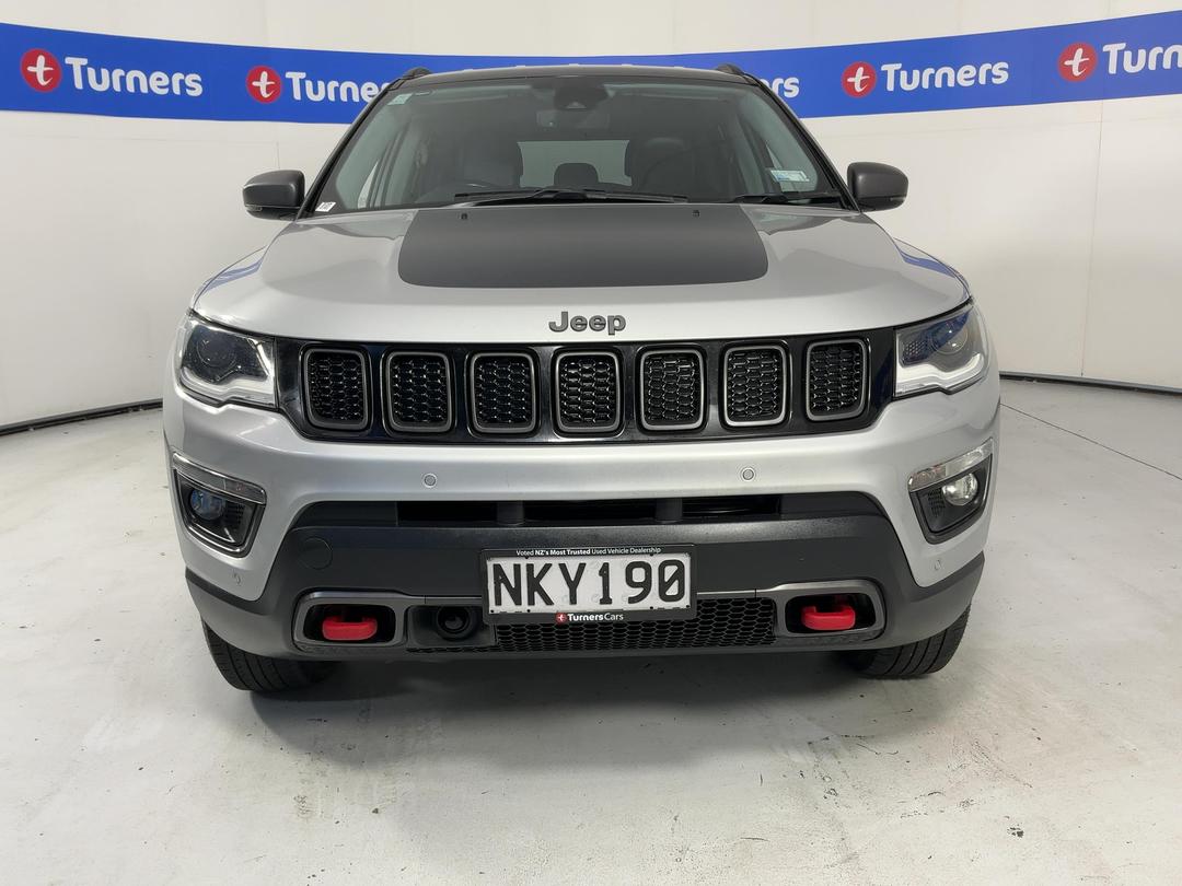 Photo '2' of Jeep Compass