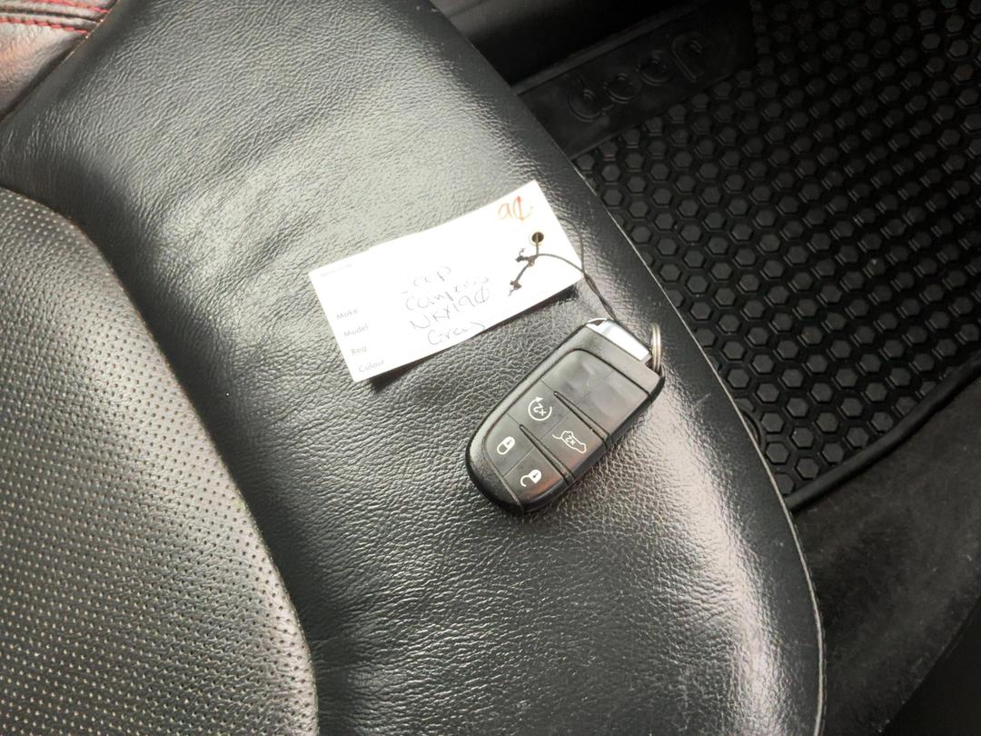 Photo '22' of Jeep Compass