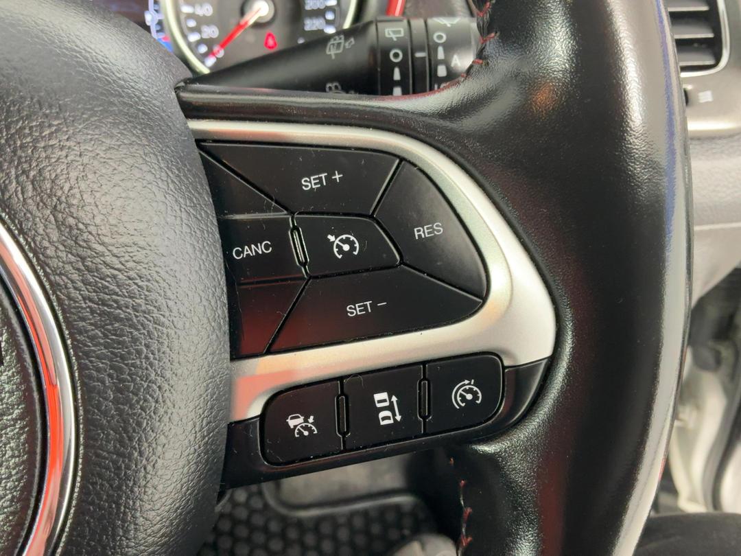 Photo '25' of Jeep Compass