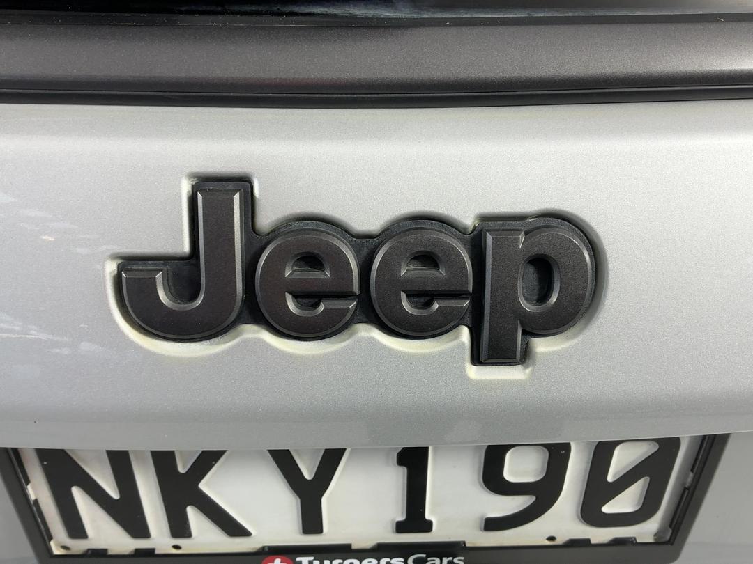 Photo '30' of Jeep Compass