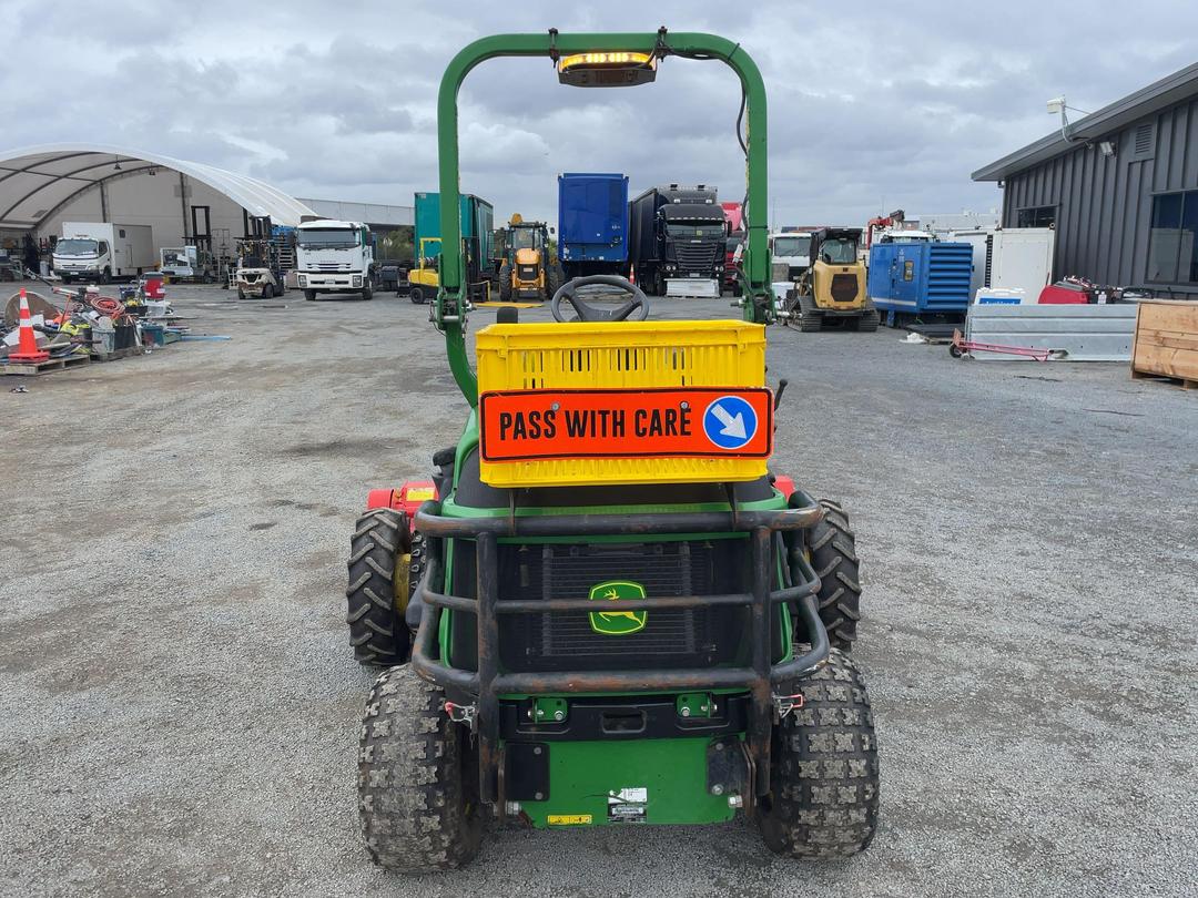 Photo '5' of JOHN DEERE 1580 Terrain Cut Ride On Mower