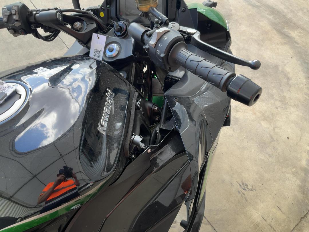 Photo '13' of Kawasaki ZX1000 SX