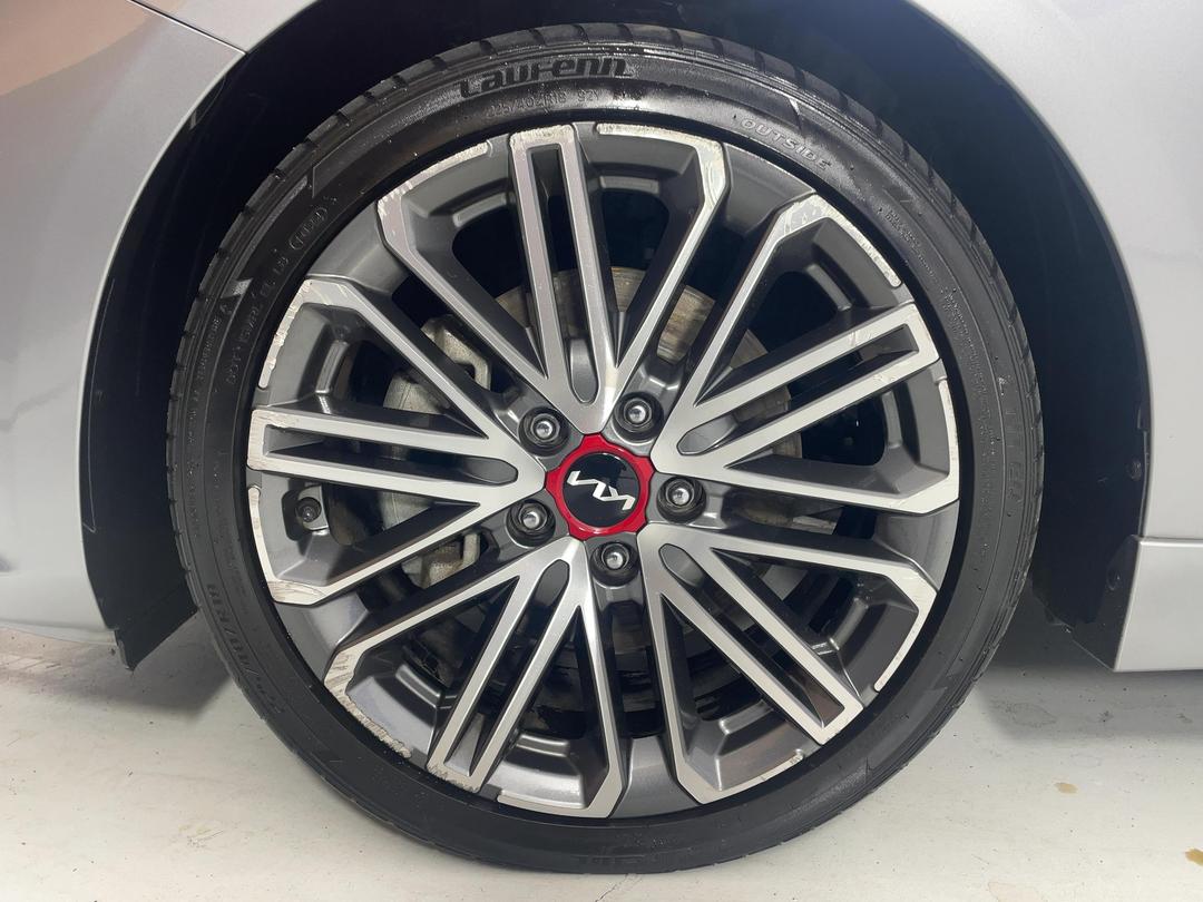 Photo '10' of KIA Cerato