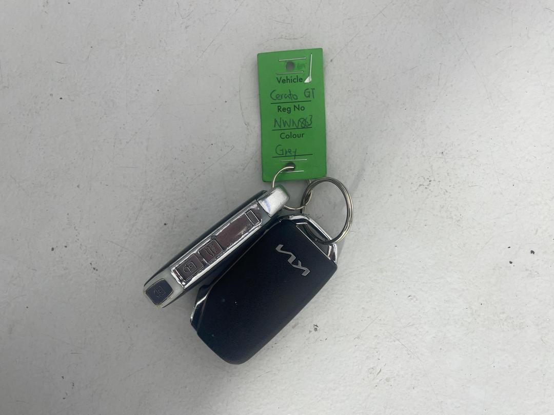 Photo '22' of KIA Cerato