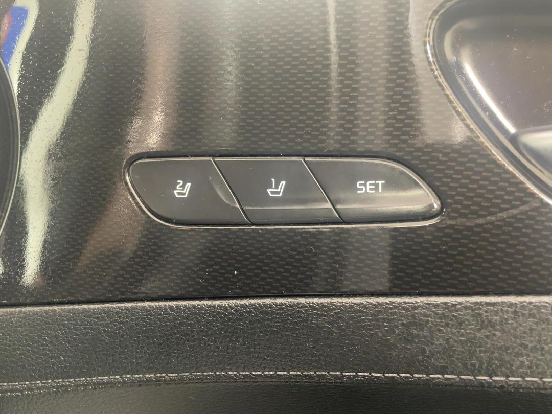Photo '23' of KIA Cerato