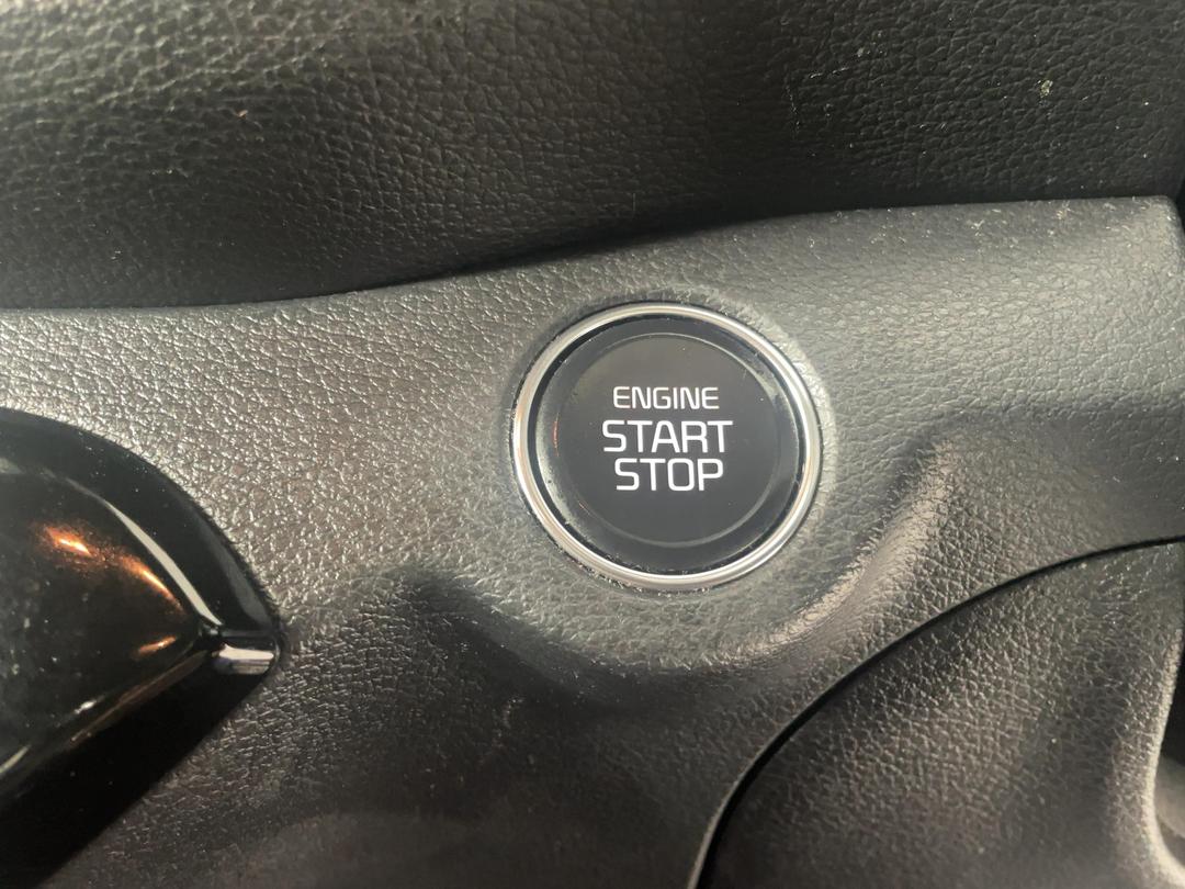 Photo '28' of KIA Cerato
