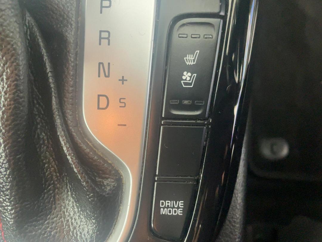 Photo '29' of KIA Cerato