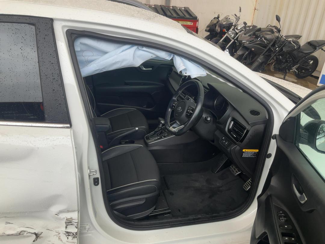 Photo '7' of KIA RIO GT-Line