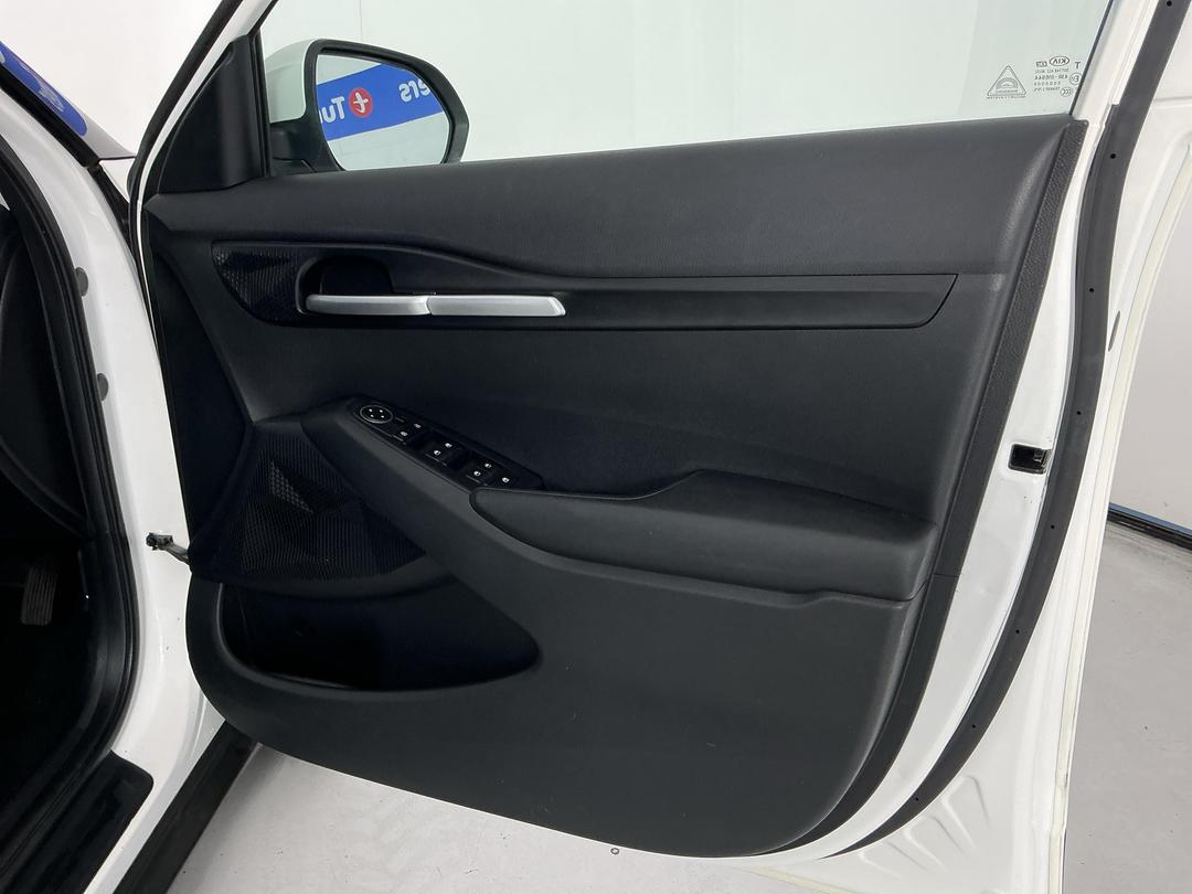 Photo '15' of KIA Seltos