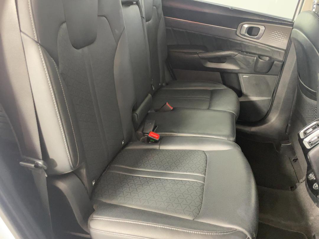 Photo '20' of KIA Sorento