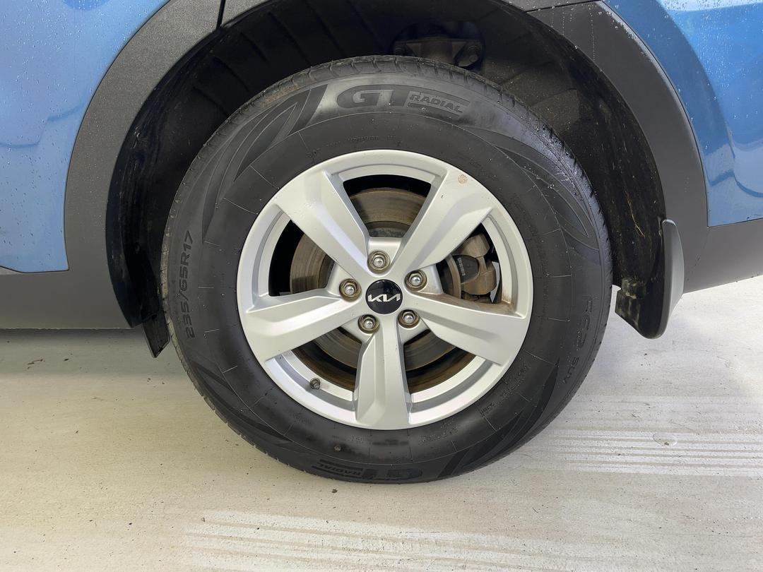 Photo '11' of KIA Sorento
