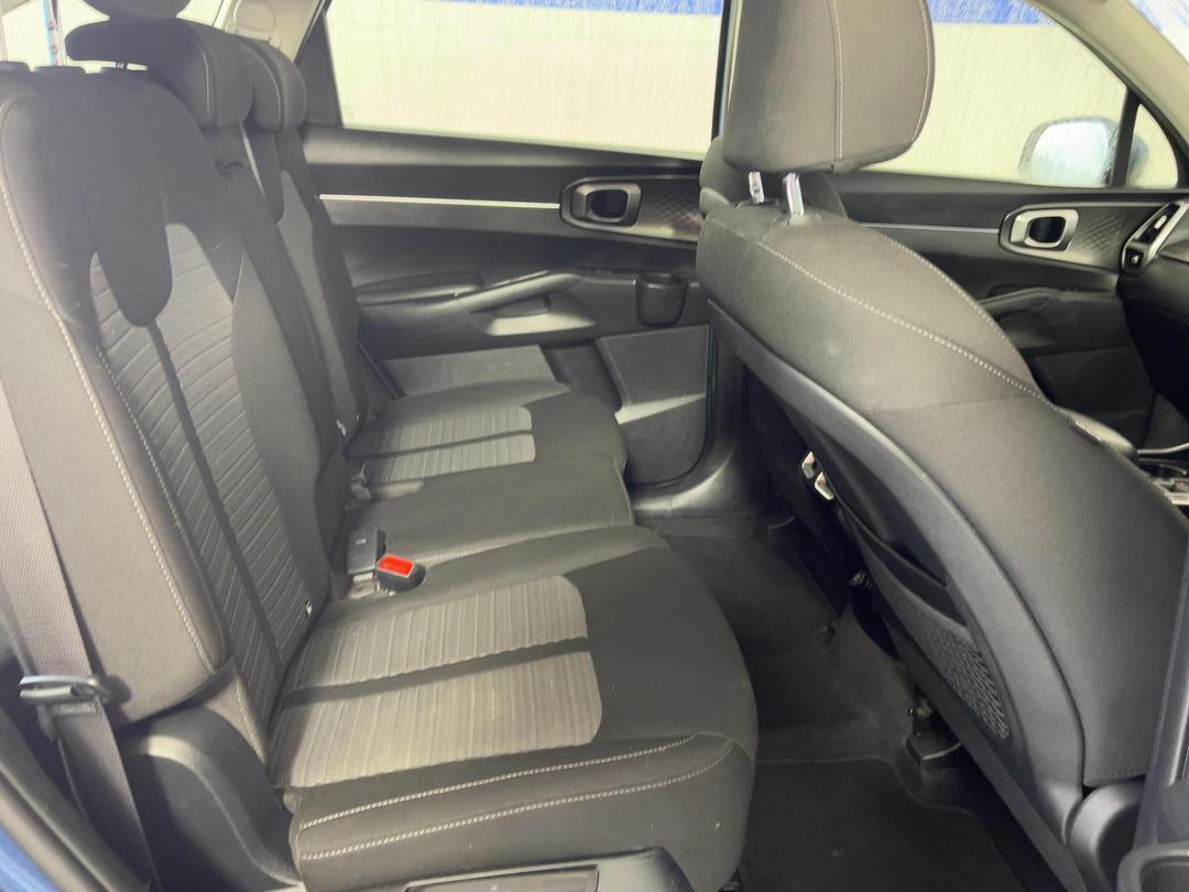 Photo '20' of KIA Sorento