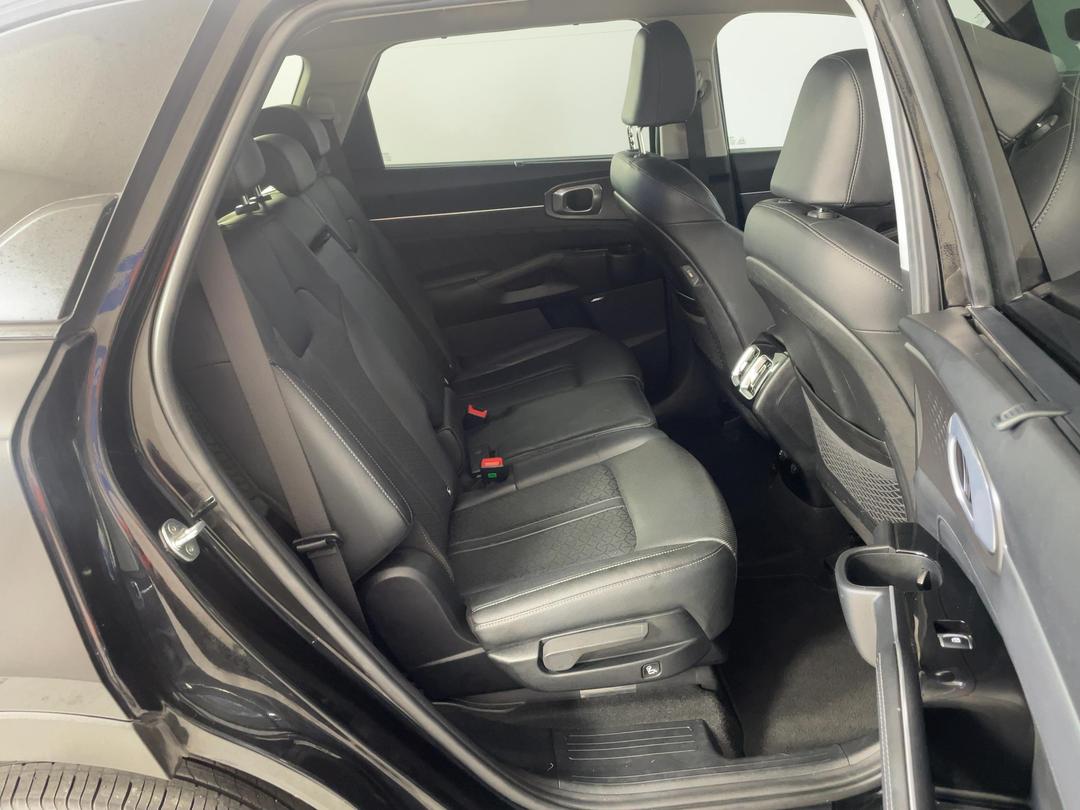 Photo '20' of KIA Sorento
