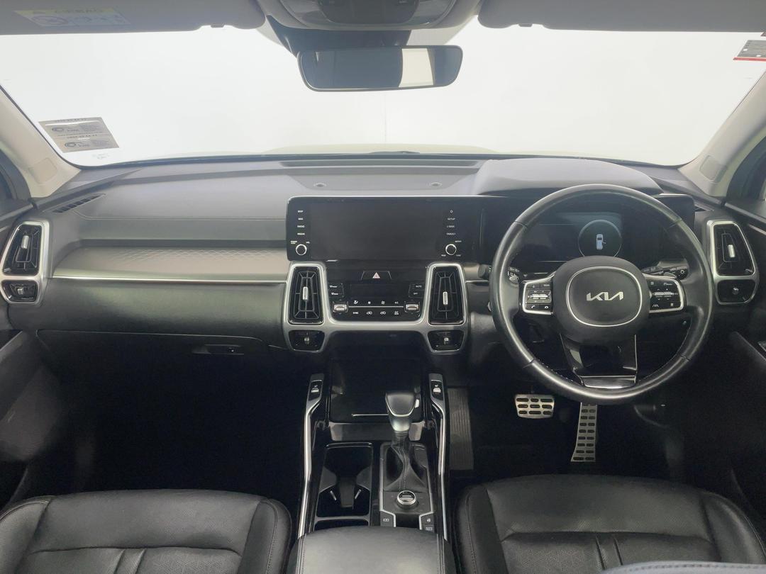 Photo '17' of KIA Sorento