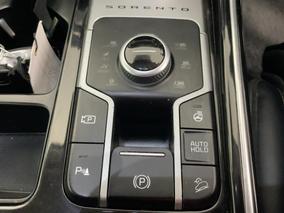 Photo '28' of KIA Sorento