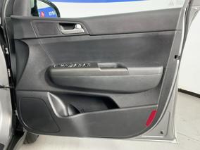 Photo '15' of KIA Sportage