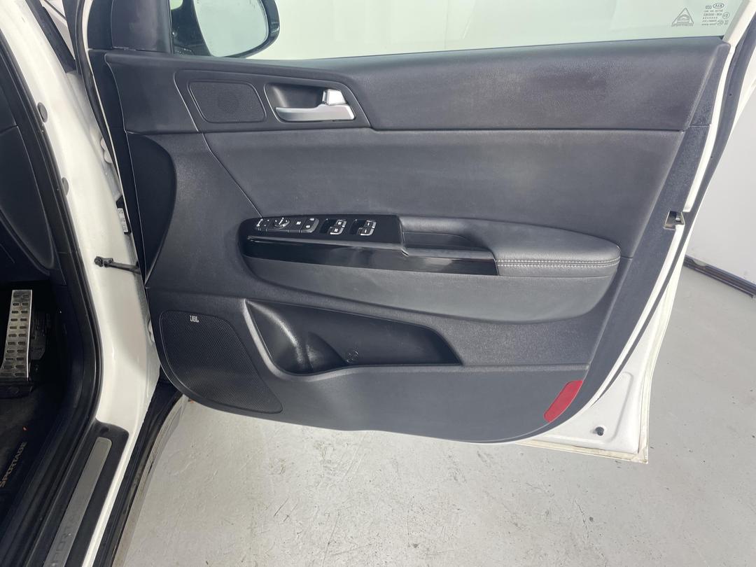 Photo '15' of KIA Sportage