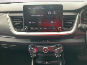 Photo '29' of KIA Stonic