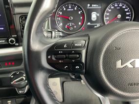 Photo '23' of KIA Stonic