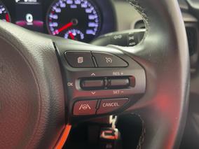 Photo '24' of KIA Stonic