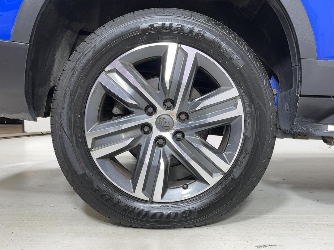 Photo '12' of LDV D90