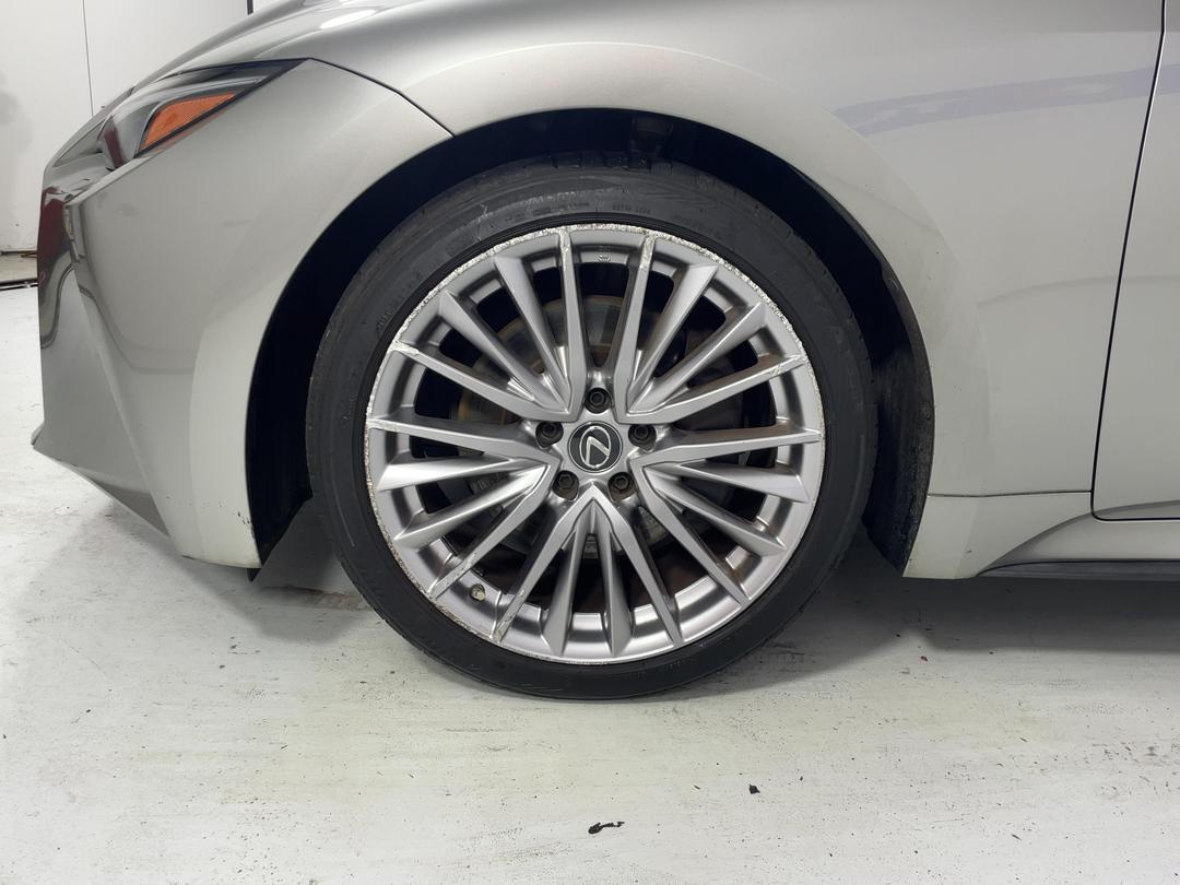 Photo '10' of Lexus IS300H