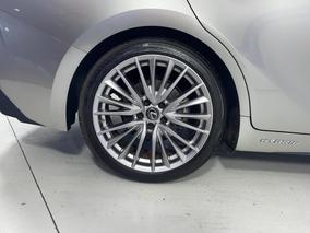 Photo '12' of Lexus IS300H