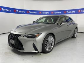 Photo '4' of Lexus IS300H