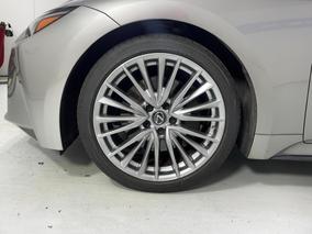 Photo '10' of Lexus IS300H
