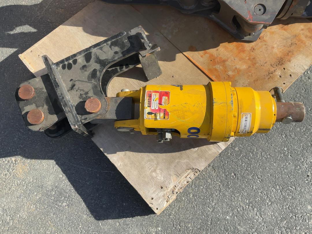 Photo '18' of Lovol FR18E2-U Excavator