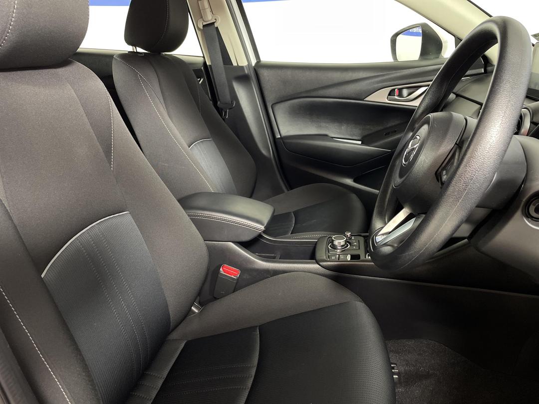 Photo '16' of Mazda CX-3