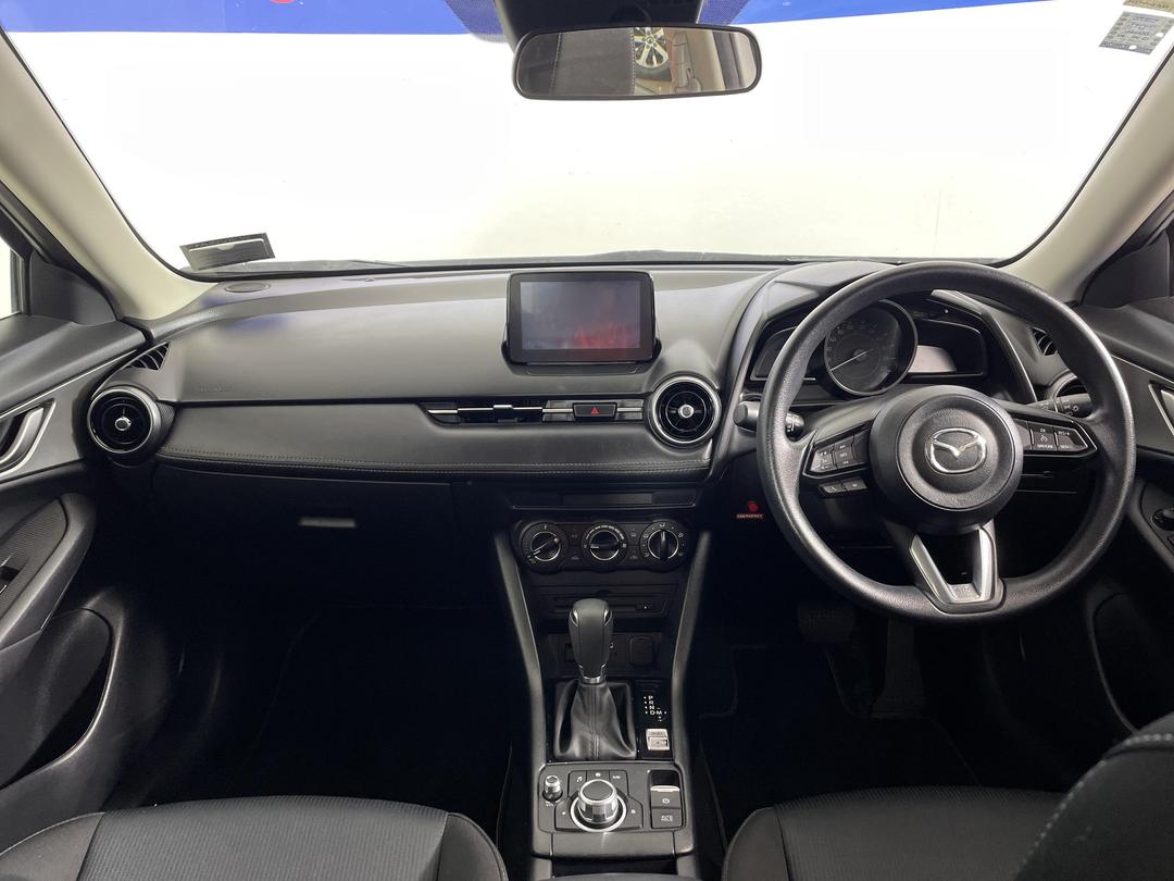 Photo '17' of Mazda CX-3