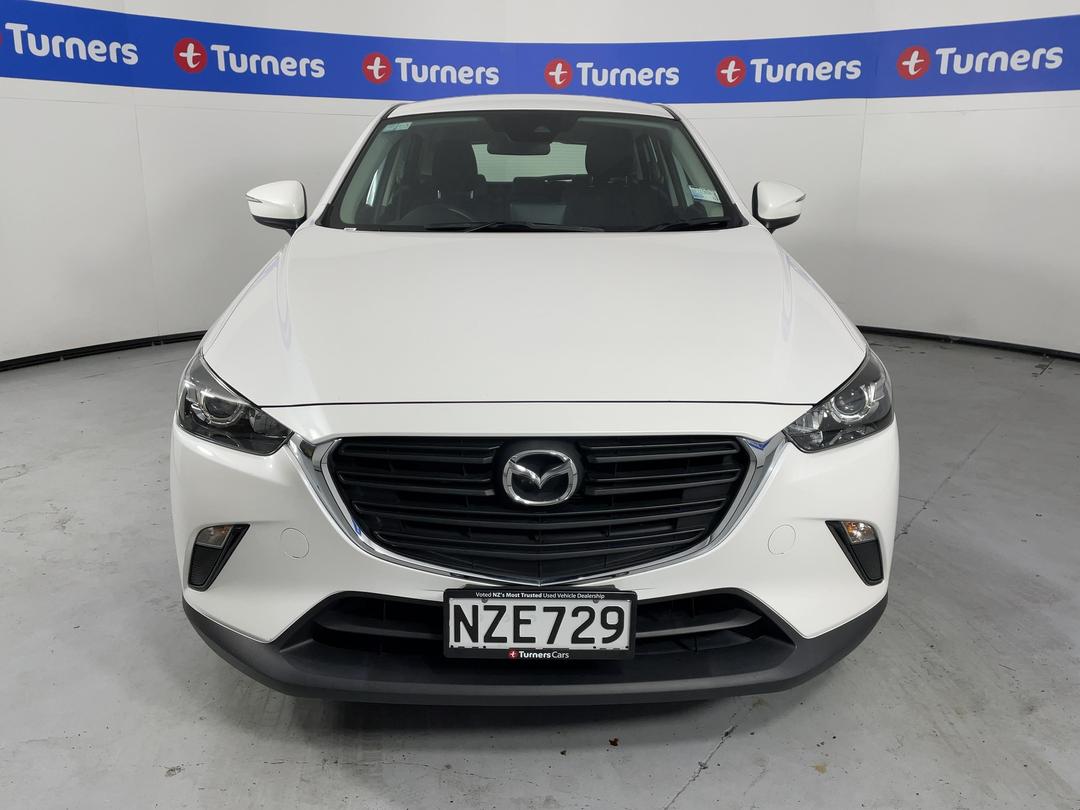 Photo '2' of Mazda CX-3