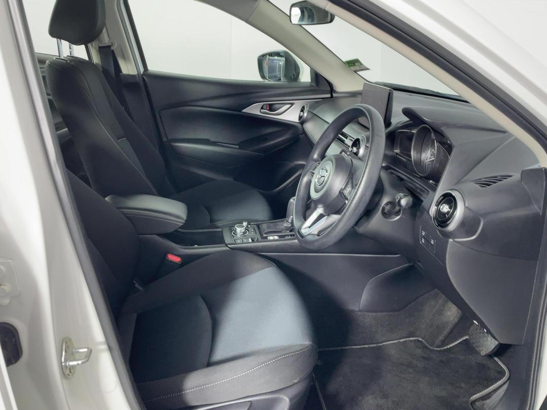 Photo '16' of Mazda CX-3