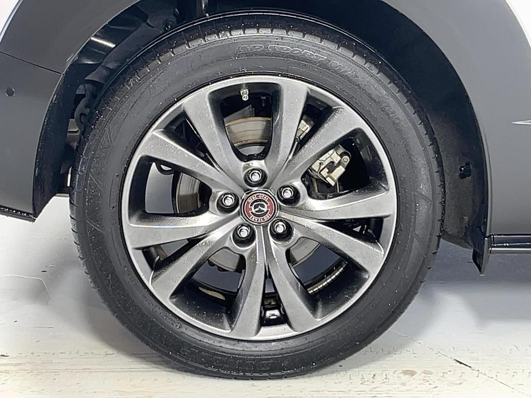 Photo '12' of Mazda CX-30